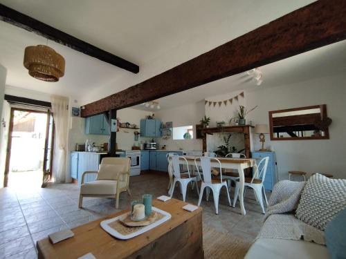 Lussac-Les-Eglises House | The Barn Gite