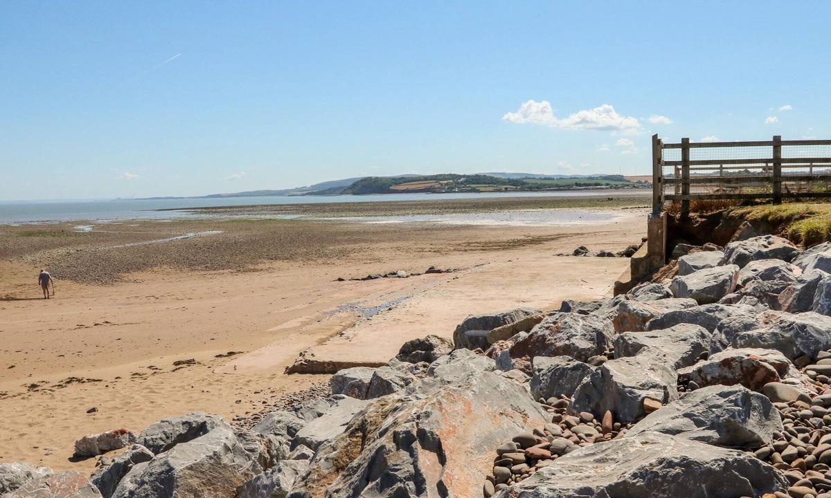 Brushford Cottage | THE BARN, pet friendly, with open fire in Dulverton
