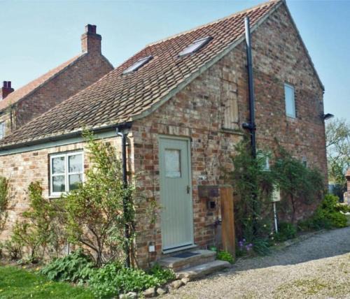 Lower Dunsforth House | The Barn, Poplar Farm