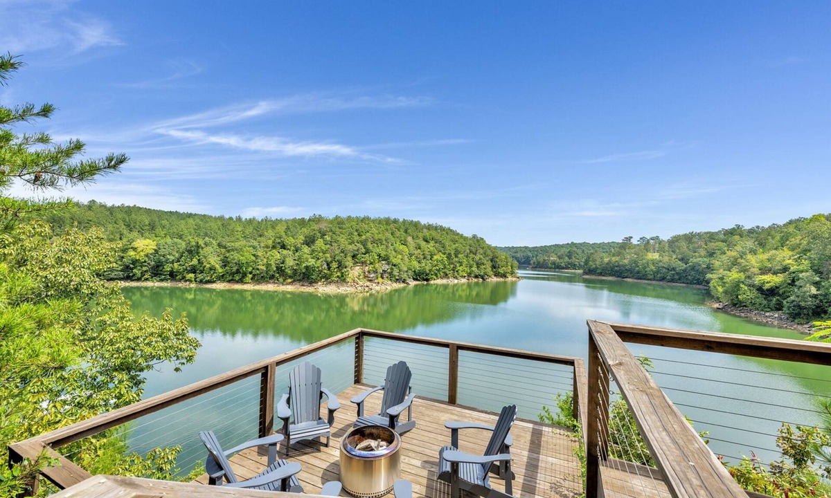 Bremen House | The Barn Smith Lake cottages