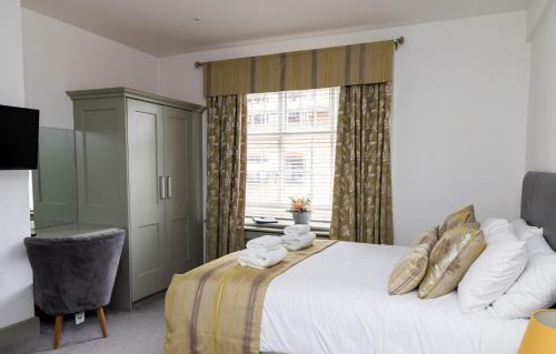Canterbury Bed & Breakfast | The Bat and Ball