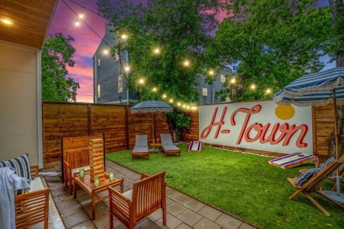 Greater Third Ward House | The Bayou Bungalow, just mins from downtown HTown!