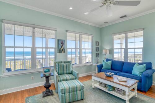 Crescent Beach House | The Beach Escape