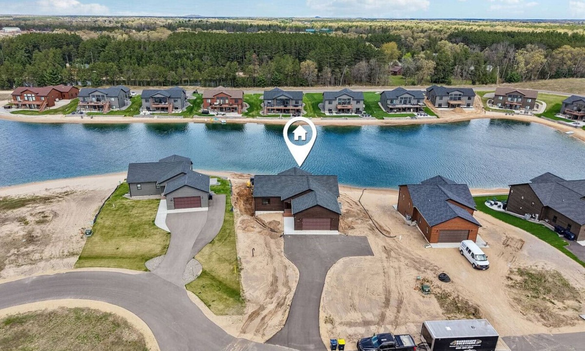 New Lisbon House | The Beach House at Sunset Lake