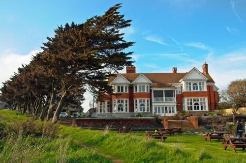 Milford on Sea Hotel | The Beach House