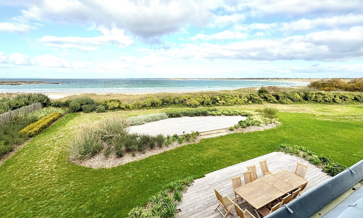 Penmarch Villa | The beach is just 20 metres away!