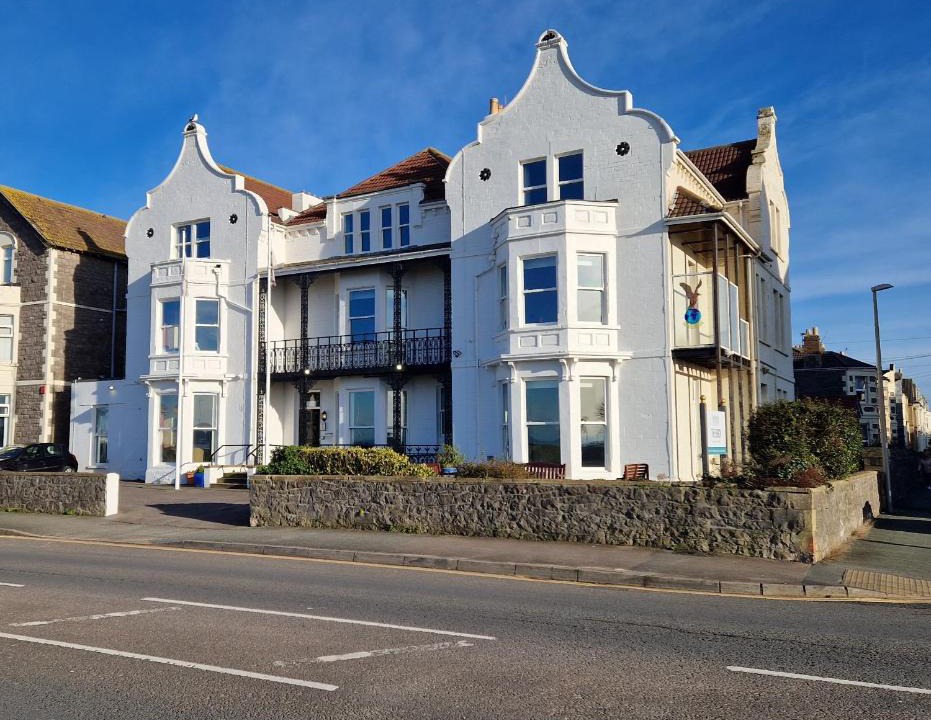 Weston-super-Mare Hotel | The Beach Weston