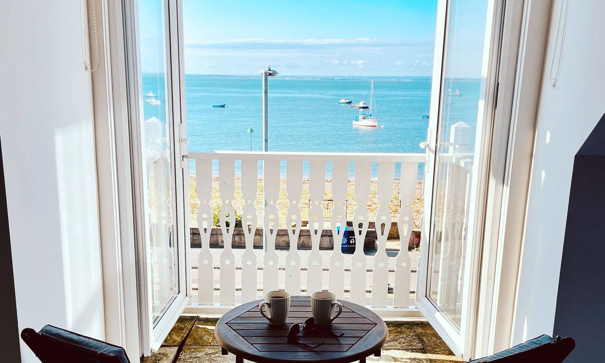 Southend-on-Sea House | The Beaches Guest House
