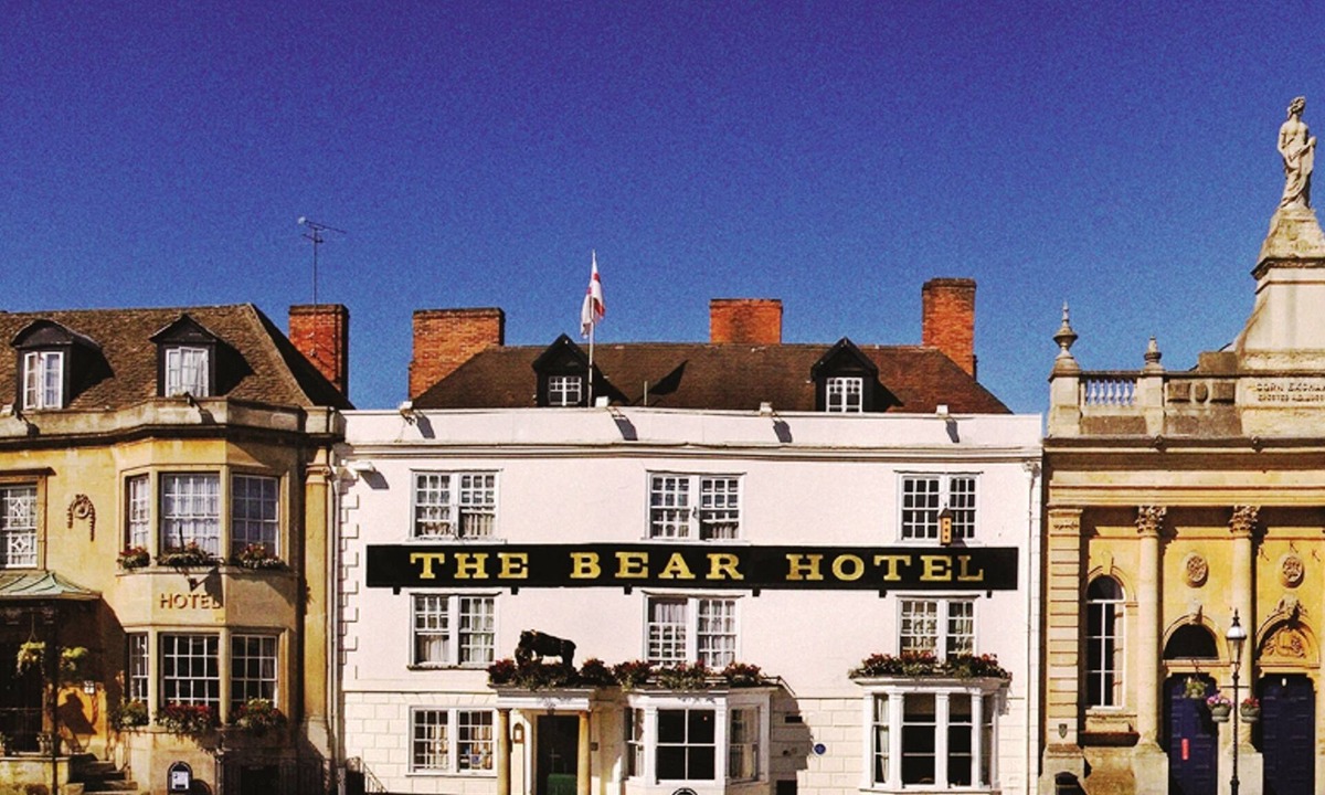 Devizes Hotel | The Bear Hotel