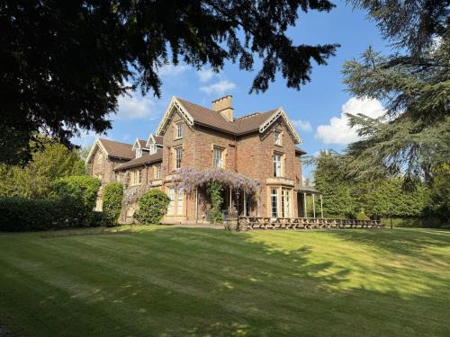 Hanham Villa | The Beeches - Entire Mansion