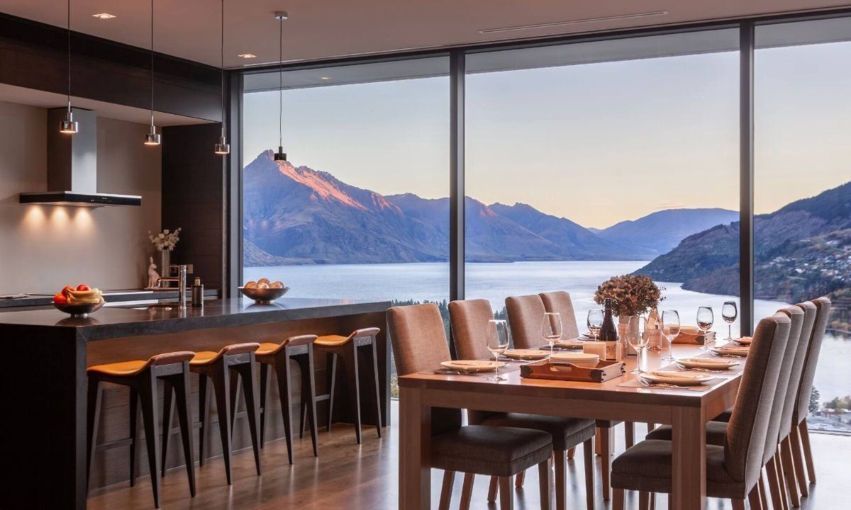 Queenstown City Centre Villa | The Belfast