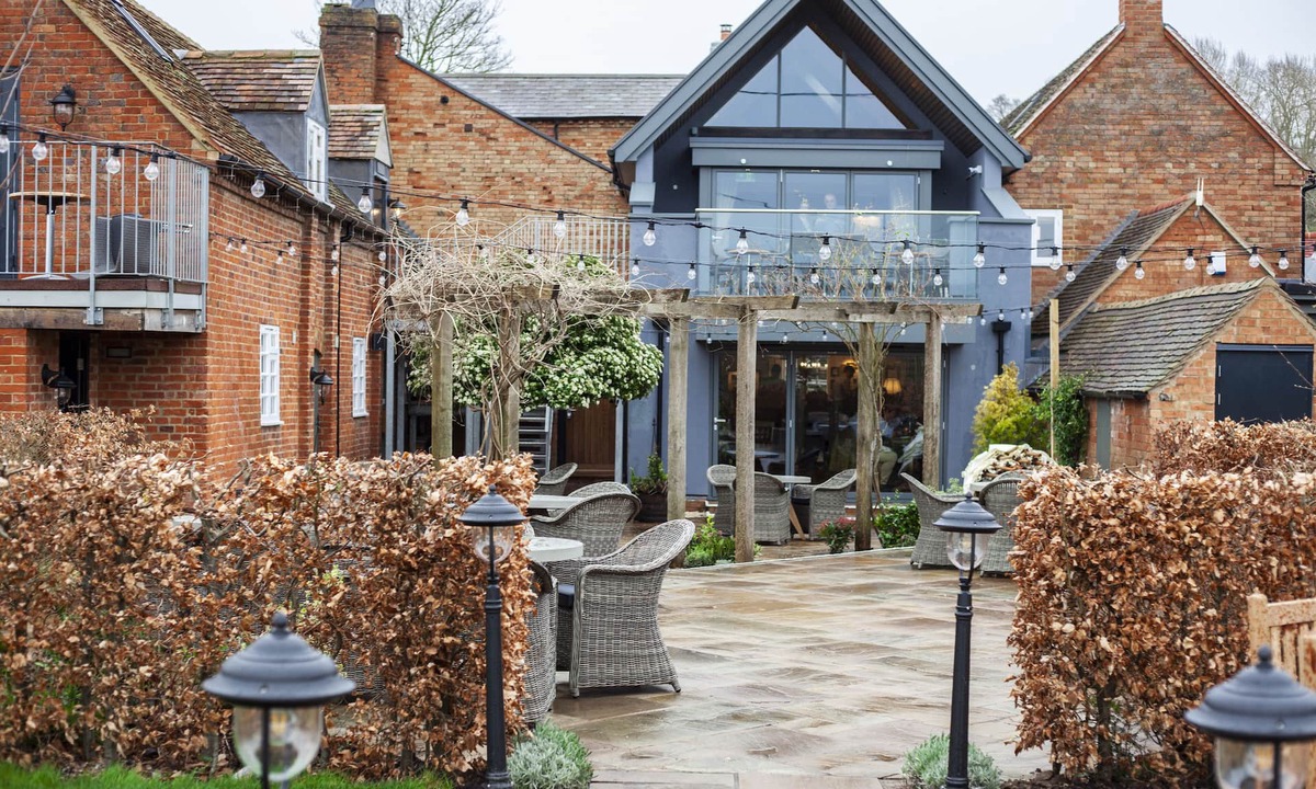 Alderminster Hotel | The Bell Alderminster