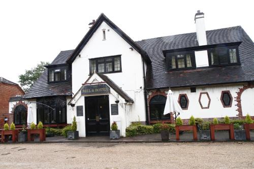 Knowl Hill Bed & Breakfast | The Bell and Bottle