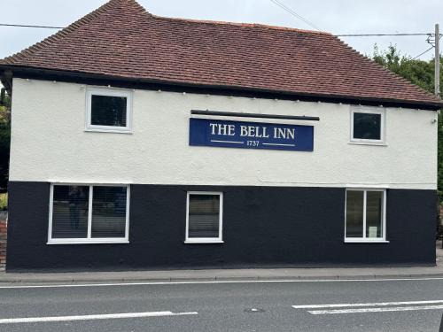 South Newton Hotel | The Bell Inn