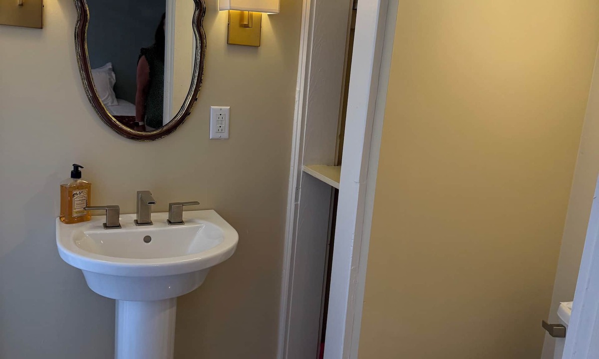 Dublin House | The Bellevue House