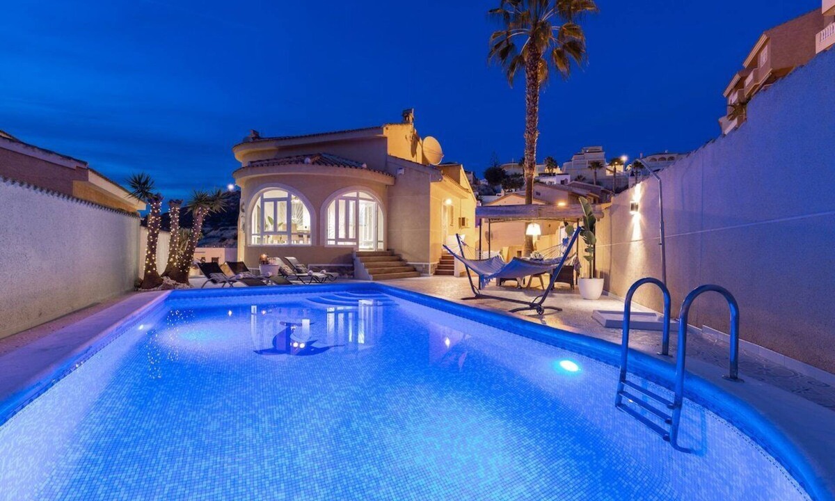 Quesada Villa | The Big Chill by Fidalsa