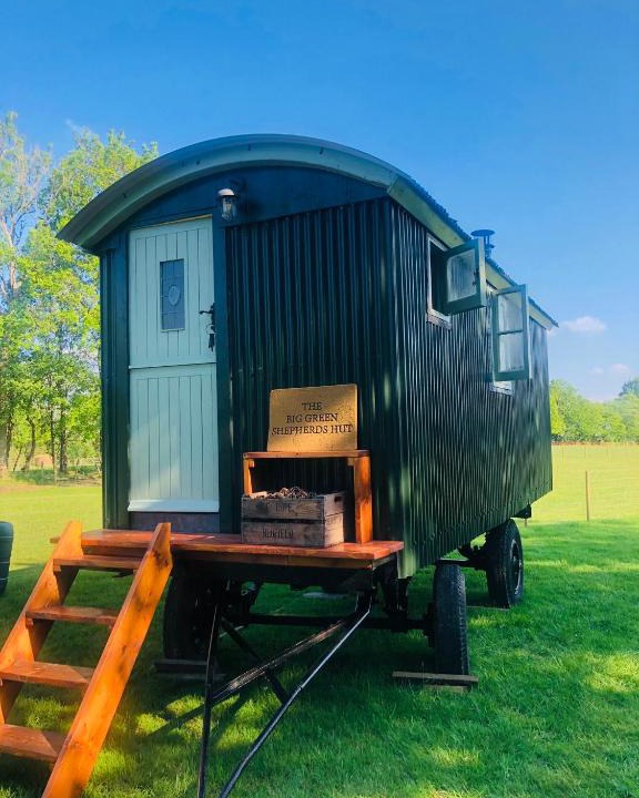 Horley Other | The Big Green Shepherds Hut
