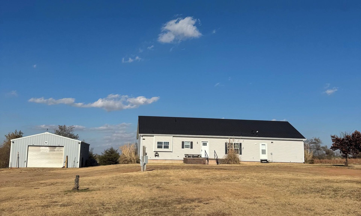Murdock Cabin | The Big Kansas Lodge