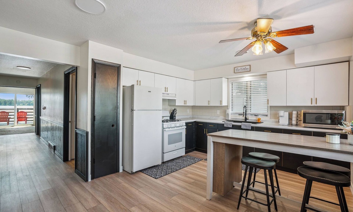 Princeton House | The Big Muddy Riverfront Bungalow