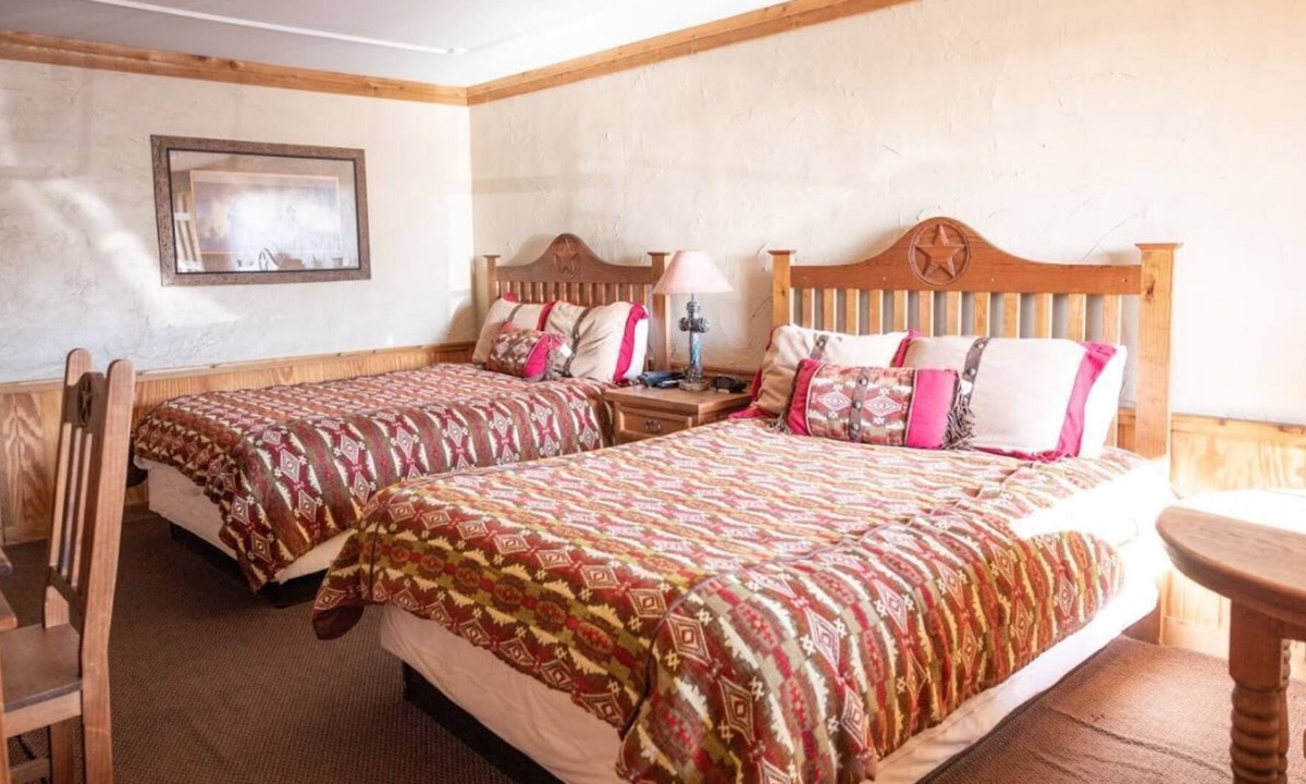 Amarillo House | The Big Texan Double 205
