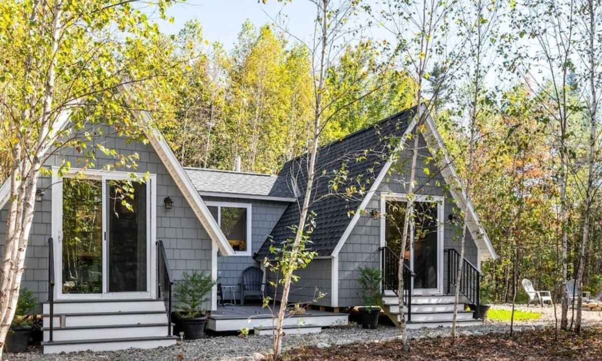 Surry Cottage | The Birches-New Twin A Frame!