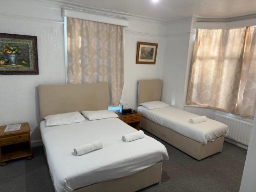 Horley House | The Birchwood Lodge