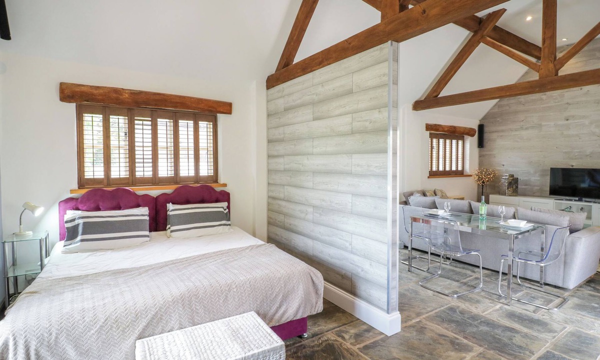 Ettington Cottage | The Bit on the Side