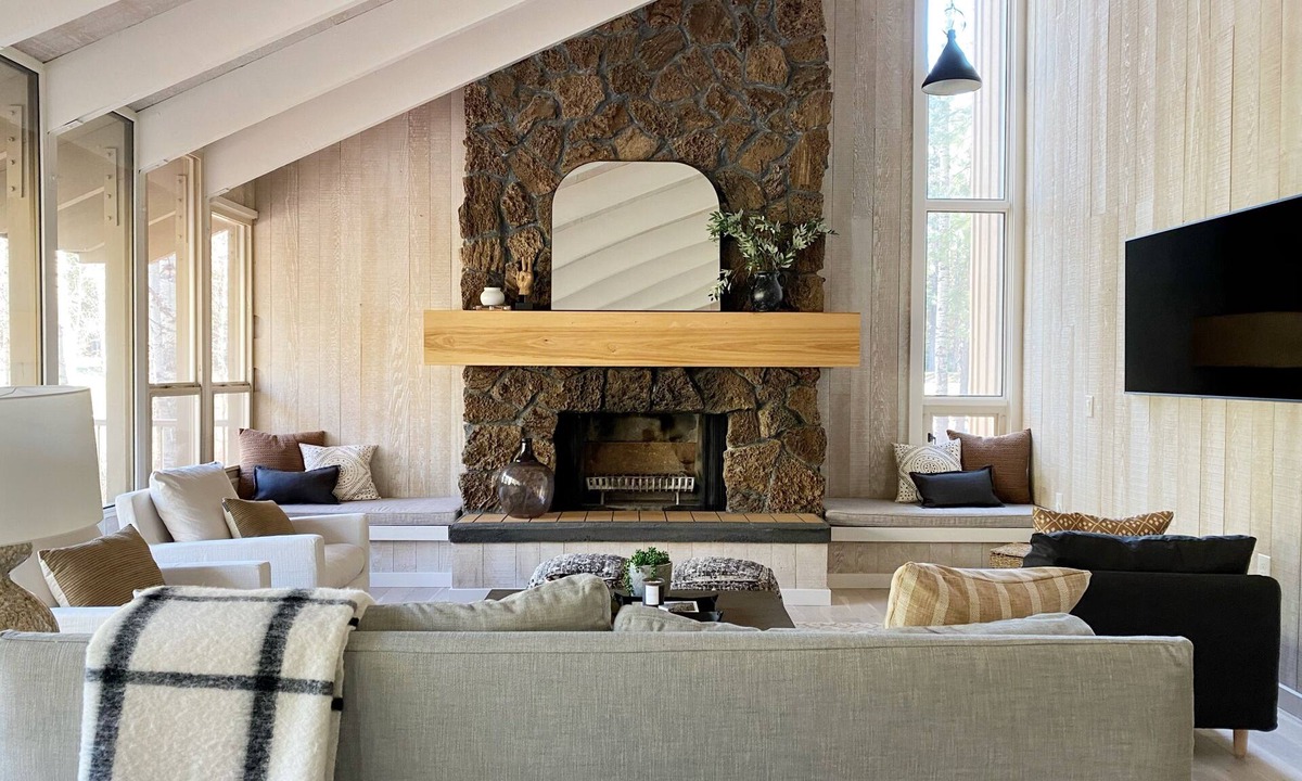 Black Butte Ranch House | The Black Beaut Cabin