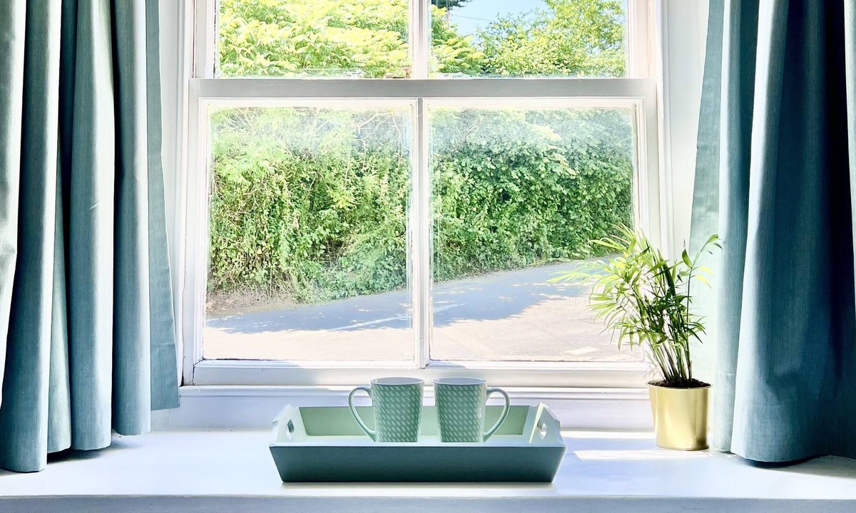 Dursley Hotel | The Black Horse Inn