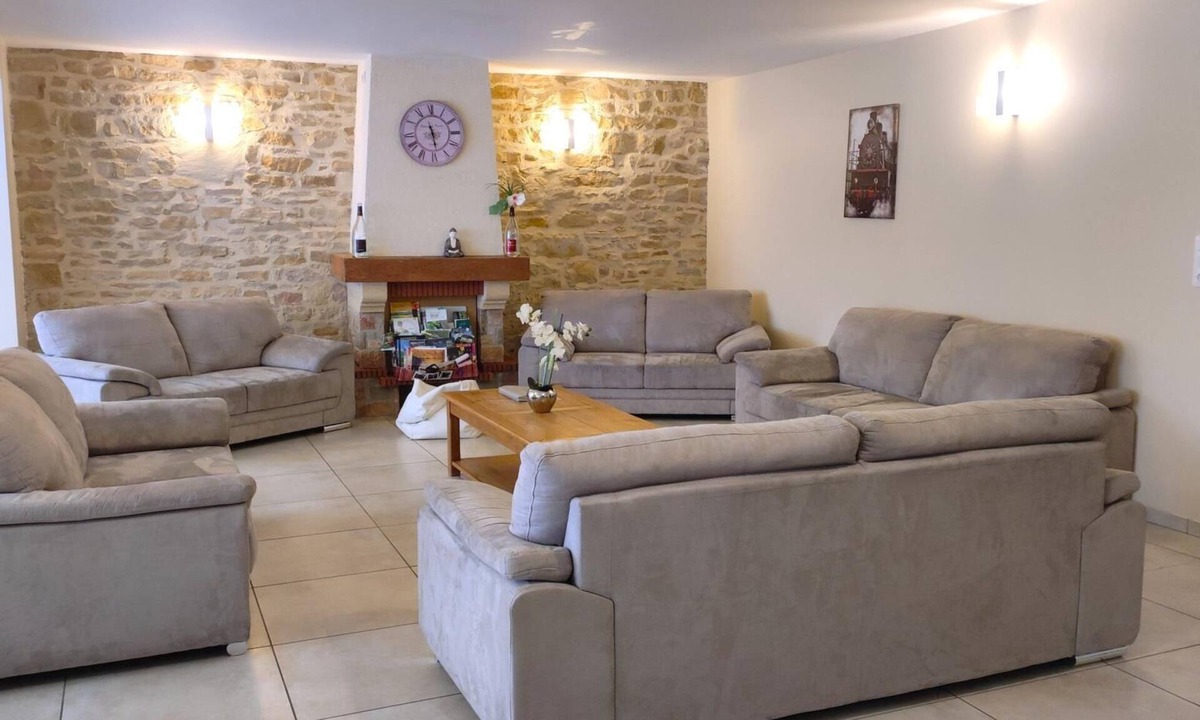 Douzy House | THE BLACKSMITH'S HOUSE