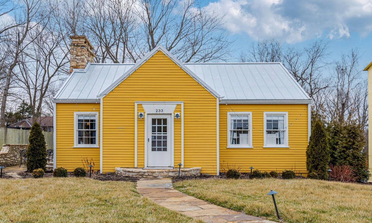 Augusta Cottage | The Blake Cottage Wine Country Home