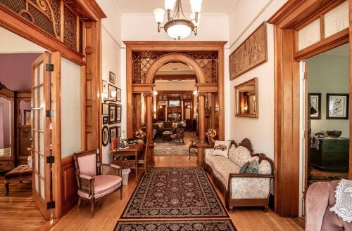 Downtown Tucson Hotel | The Blenman Inn