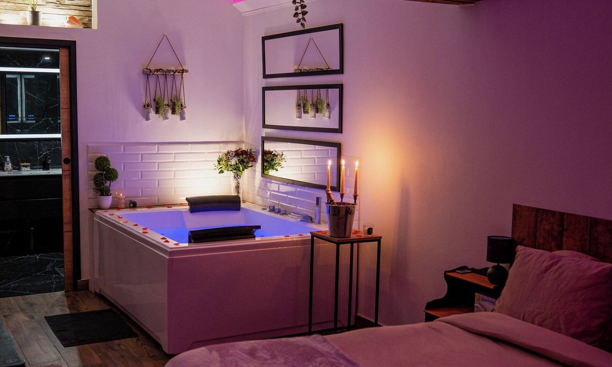 Villemandeur House | The BLR suite