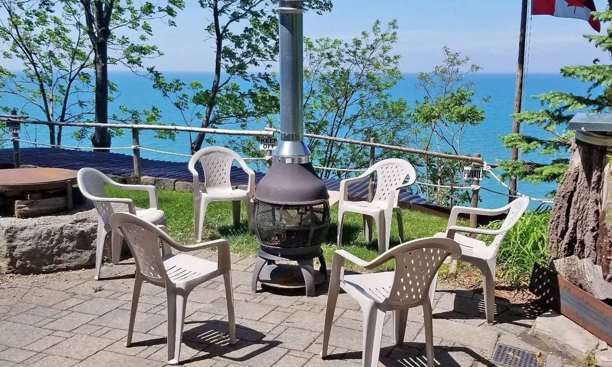 Bayfield Cottage | The Blue Cottage in Bayfield