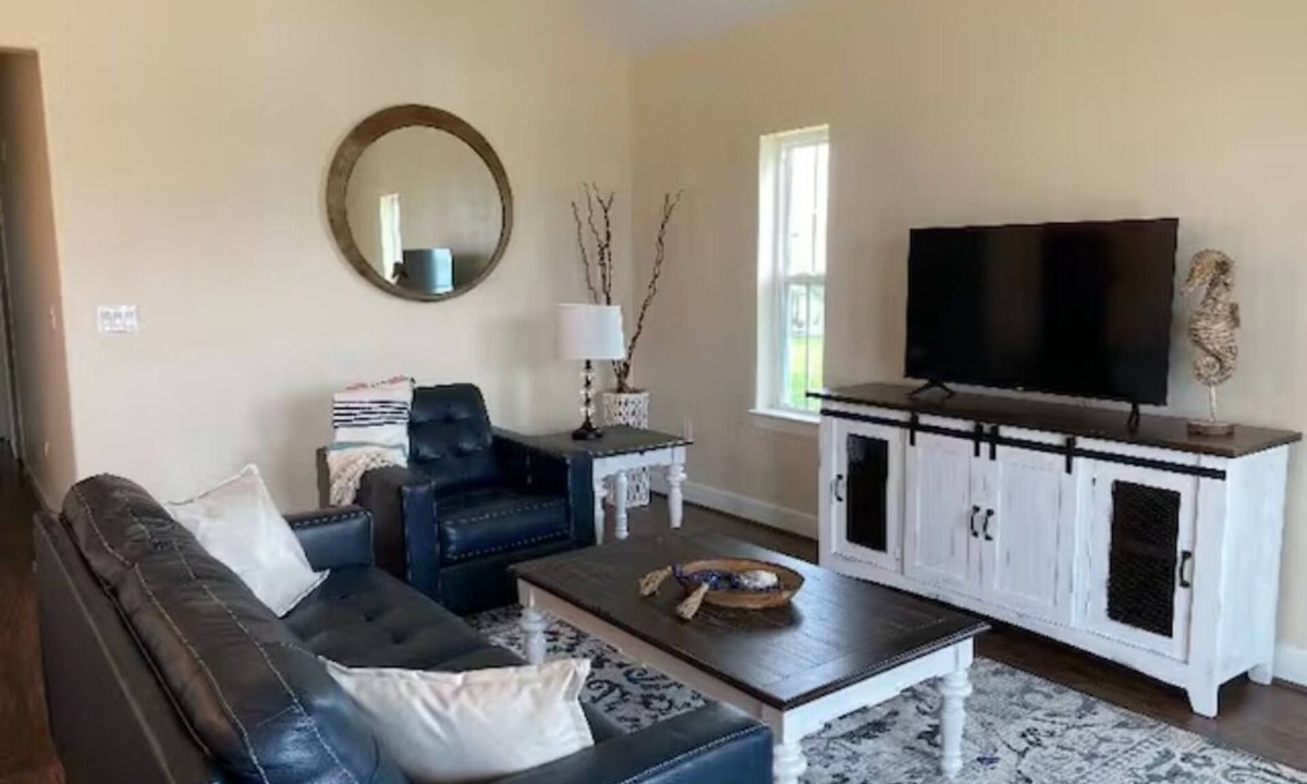 Pointe San Luis House | The Blue Crab