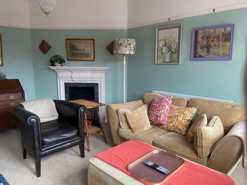 Southsea Apartment | The Blue Door