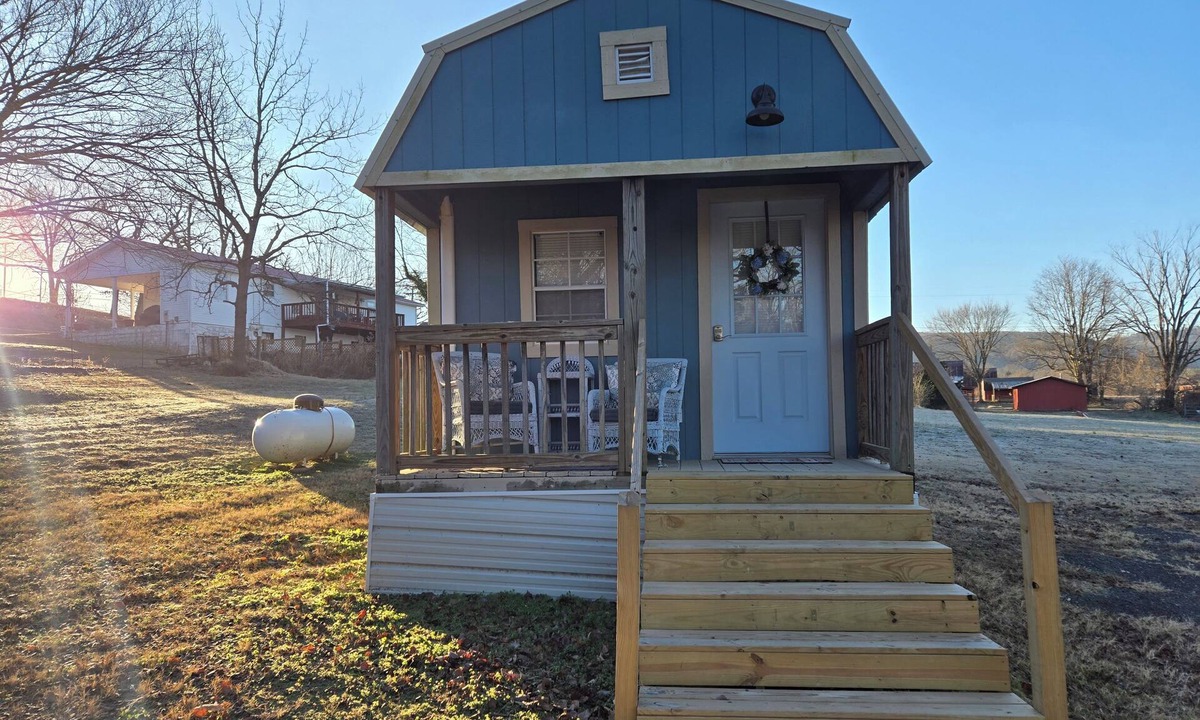 Marshall House | The Blue Goose, a charming house in Marshall, perfect for your getaway.