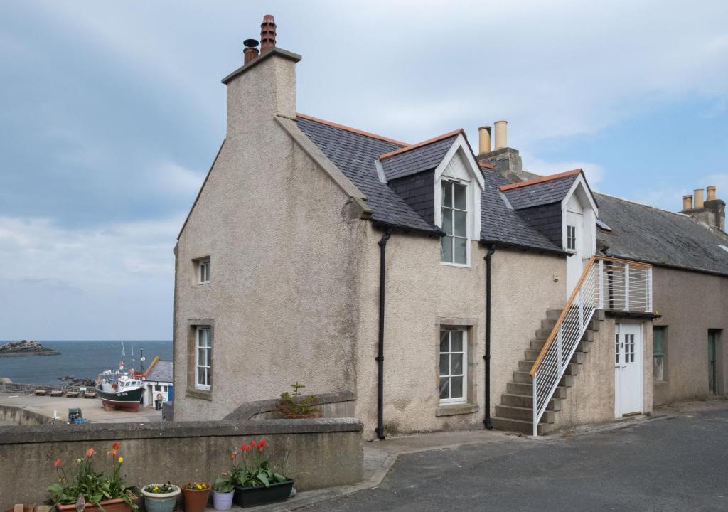 Gardenstown House | The Blue Hoose