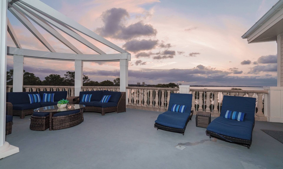 Baytowne Wharf Condo | The Blue Pearl Penthouse- Sandestin