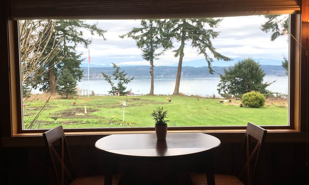 Oak Harbor Bed & Breakfast | The Bluff on Whidbey B&B
