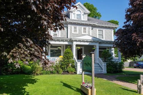 Summerside Bed & Breakfast | The Boardwalk Inn