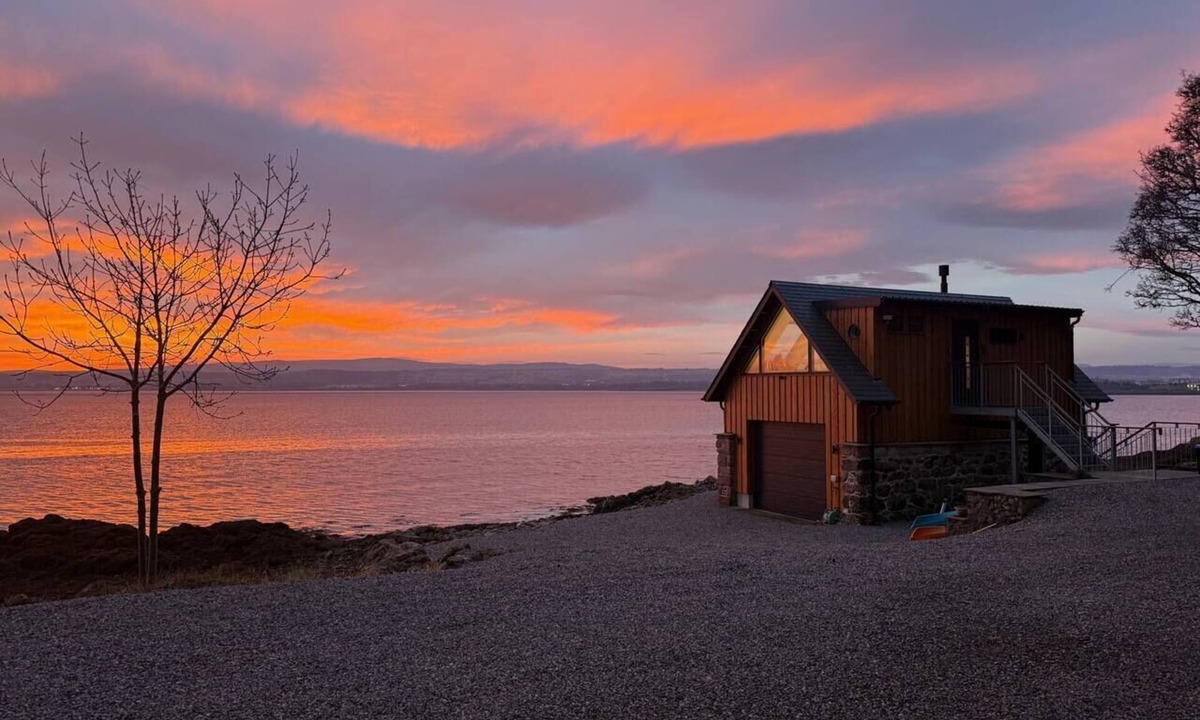 Inverness House | The Boathouse at Croft Downie