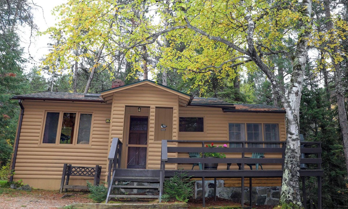 Babbitt Cabin | The Bobcat Cabin at Timber Bay