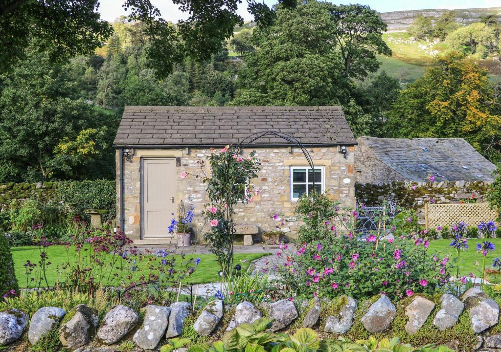 Arncliffe House | The Bothy