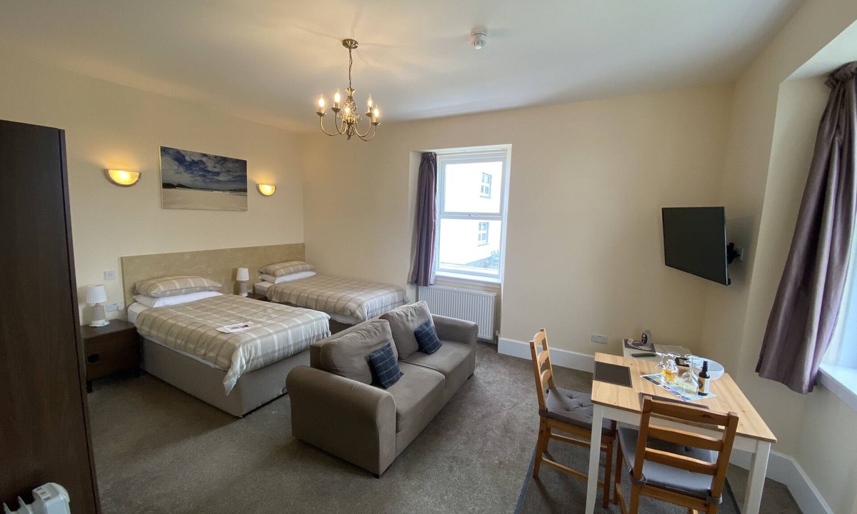 Bowmore Bed & Breakfast | The Bowmore House Bed & Breakfast