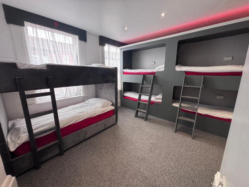 Everton Apartment | The Breckfield Hotel