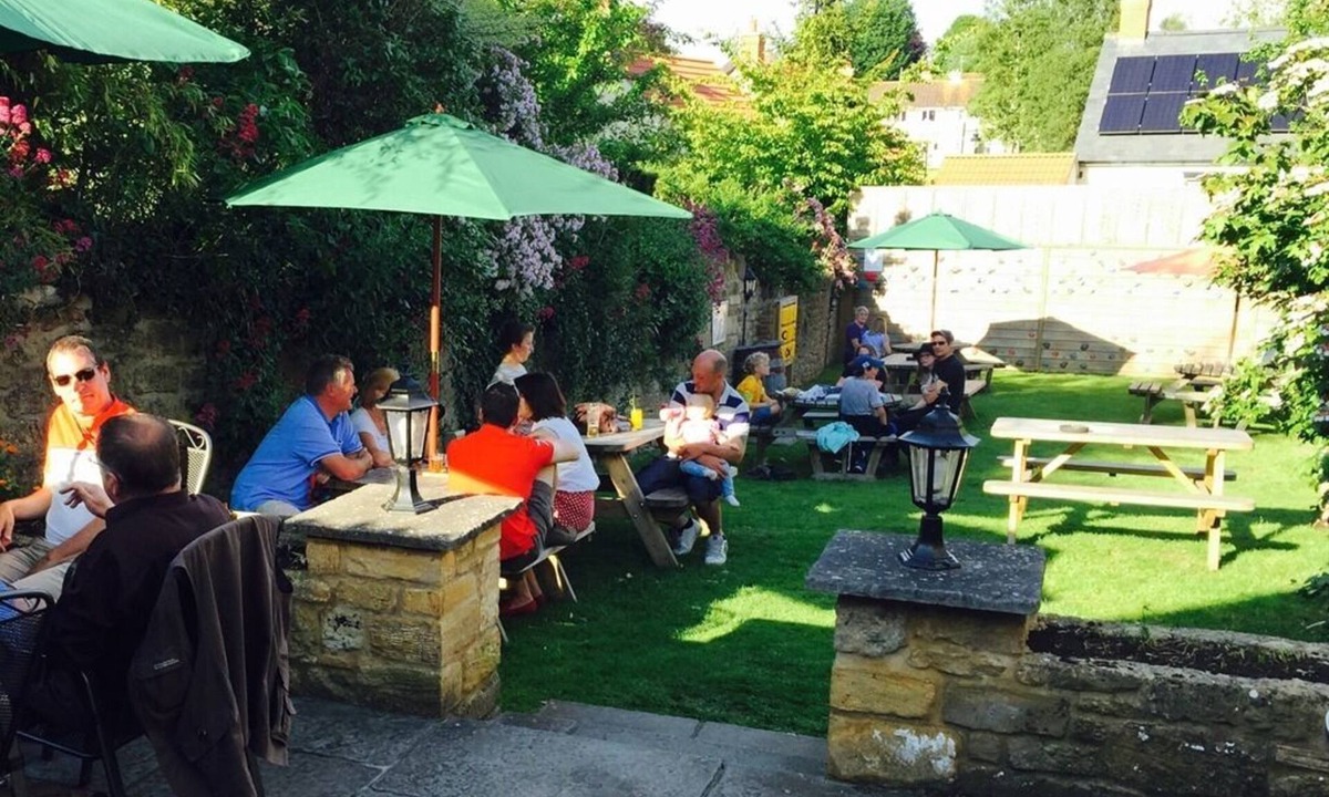 South Petherton Hotel | The Brewers Arms