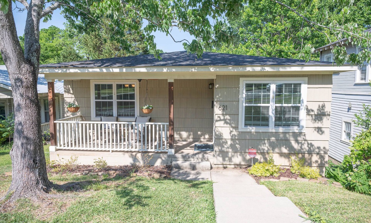 Forest Park House | The Brewery District Bungalow