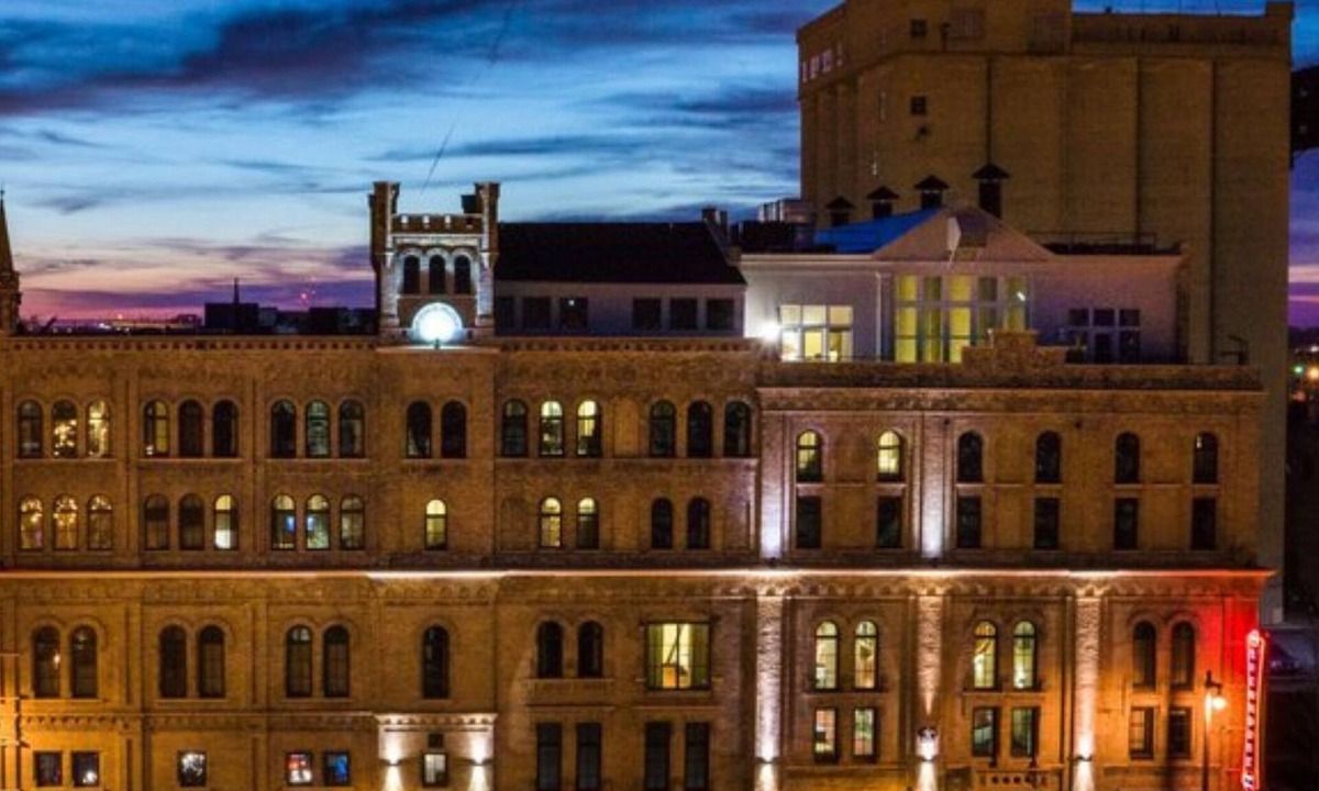 Westown Hotel | The Brewhouse Inn & Suites