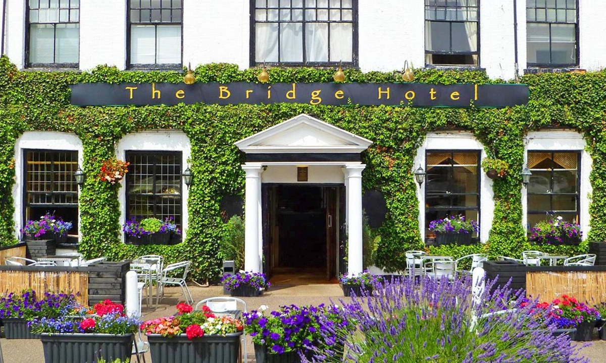 Thrapston Hotel | The Bridge Hotel